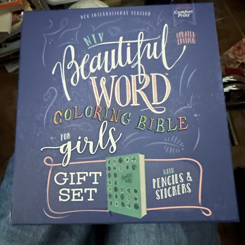 Beautiful Word Coloring Bible for Girls Gift Set - Purple